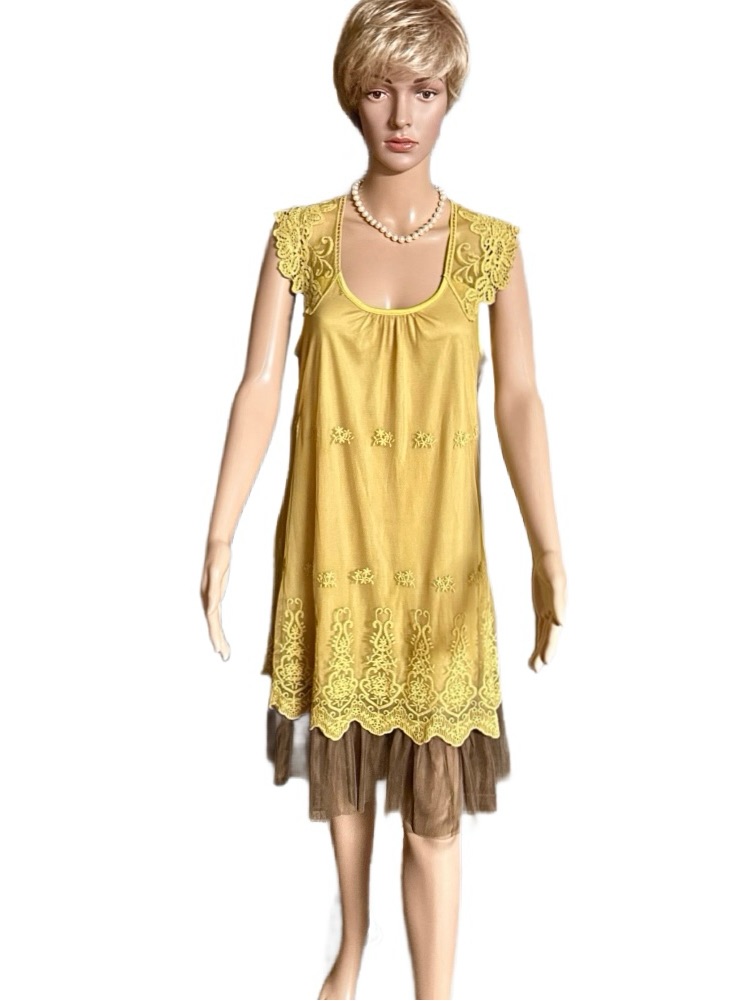 A’ Reve ~ Women’s Large ~ Mustard Yellow/ Brown ~ Embroidery W/Floral Lace Dress
